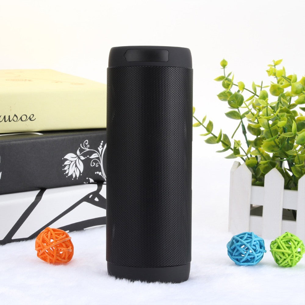 Altavoz bluetooth impermeable para exteriores, subwoofer inalámbrico bluetooth pesado, altavoz bluetooth portátil para exteriores con tarjeta enchufable