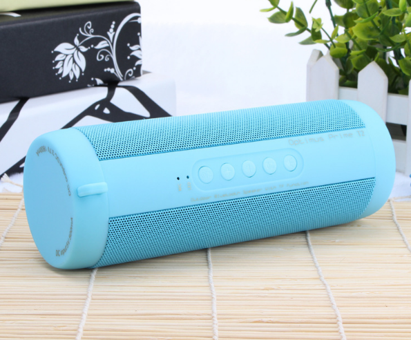 Altavoz bluetooth impermeable para exteriores, subwoofer inalámbrico bluetooth pesado, altavoz bluetooth portátil para exteriores con tarjeta enchufable