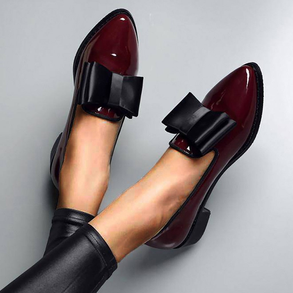 Zapatos planos de primavera para mujer, mocasines con lazo, de charol, con tacón bajo, sin cordones, con punta puntiaguda y tacón grueso