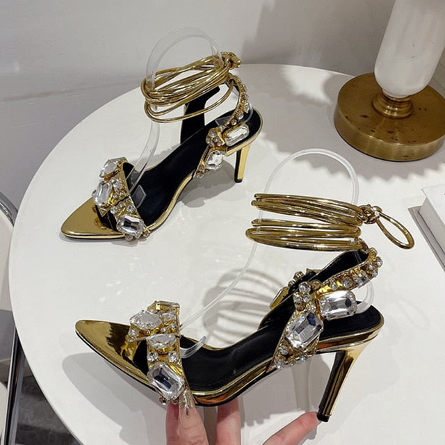 Liyke - Sandalias sexis doradas con tiras en el tobillo para mujer, tacones de stripper para fiestas en discotecas, zapatos de boda con punta de diamante de cristal de alta calidad