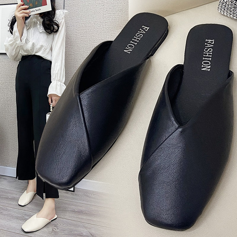 Zapatillas de mujer 2023 de verano elegantes con punta cerrada y tacón cuadrado, zapatos de mujer informales de cuero, sandalias blancas y negras, tallas grandes 35-43