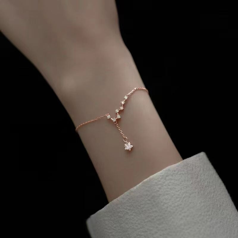 Pulsera de mujer con siete estrellas y la Osa Mayor