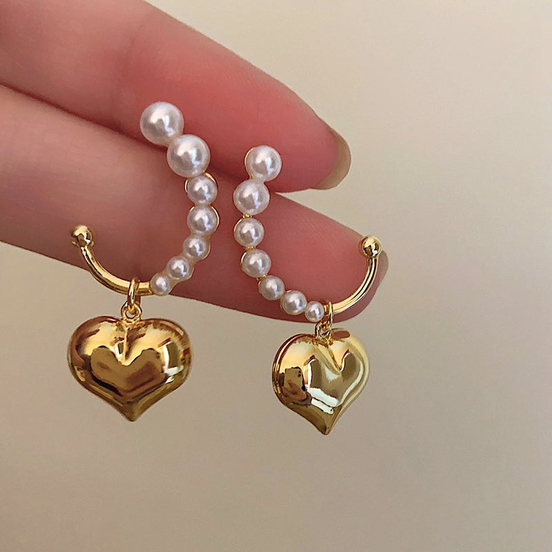 Pendientes colgantes de perlas con forma de amor vintage