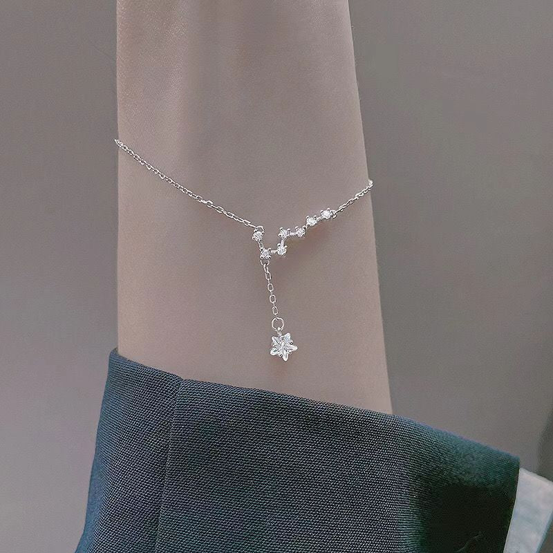 Pulsera de mujer con siete estrellas y la Osa Mayor