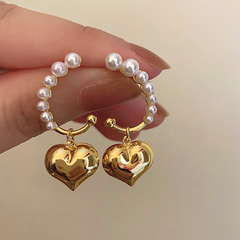 Pendientes colgantes de perlas con forma de amor vintage