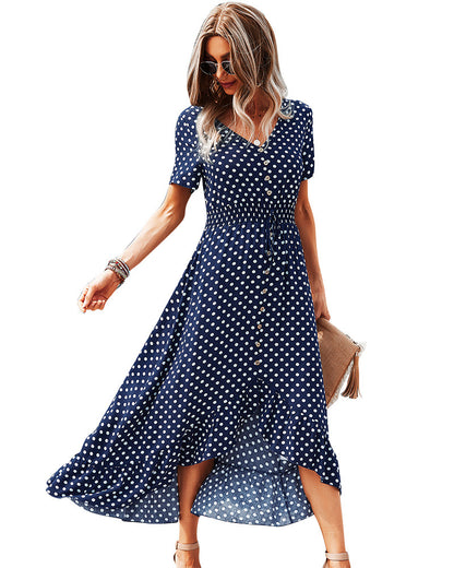 Vestido de lunares con vuelo para vacaciones de moda