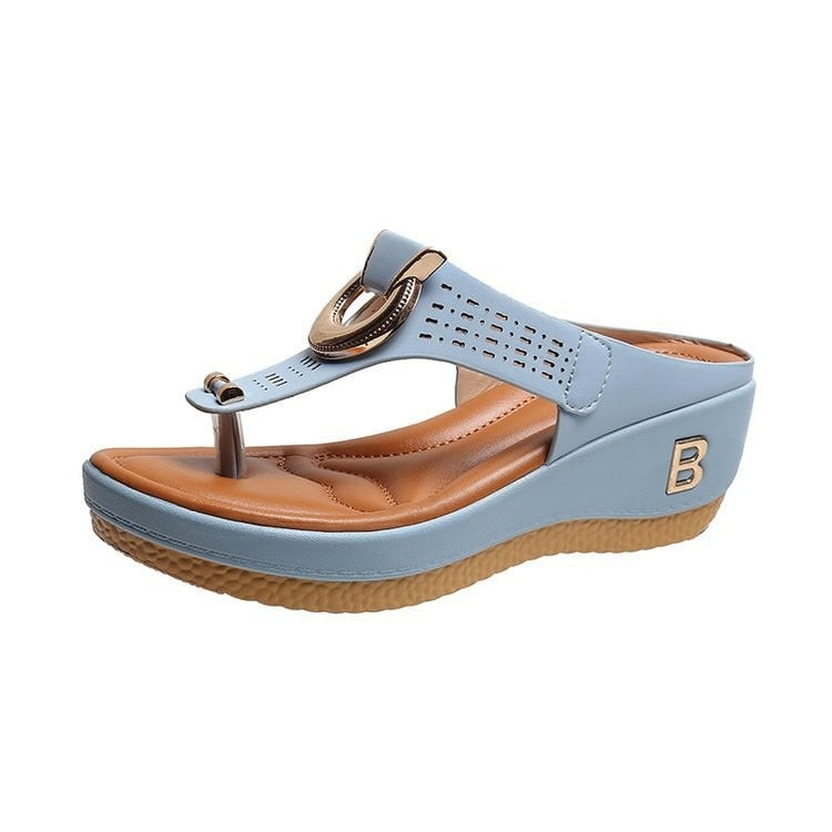 Sandalias de verano nuevas para mujer, zapatos de playa con punta abierta, chanclas, cuñas, zapatillas cómodas, lindas sandalias, tallas grandes 35 ~ 43, calzado femenino 