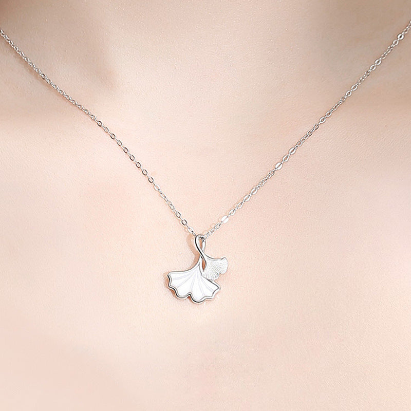 Collar de plata esterlina para mujer Cadena de clavícula de lujo ligera para minorías